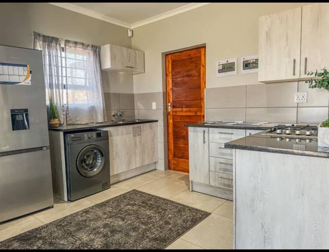 3 BEDROOM HOUSE FOR SALE IN PRESIDENT PARK